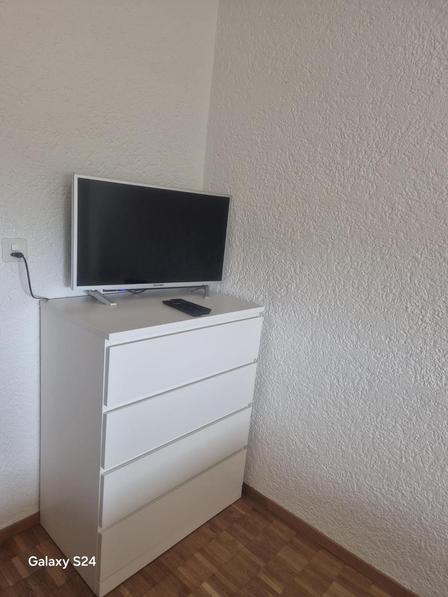 Apartment 1 Beautiful In An 3-bed-room-appart Grenchen